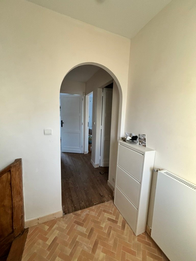 Rénovation complète — plâtrerie, cuisine et béton ciré