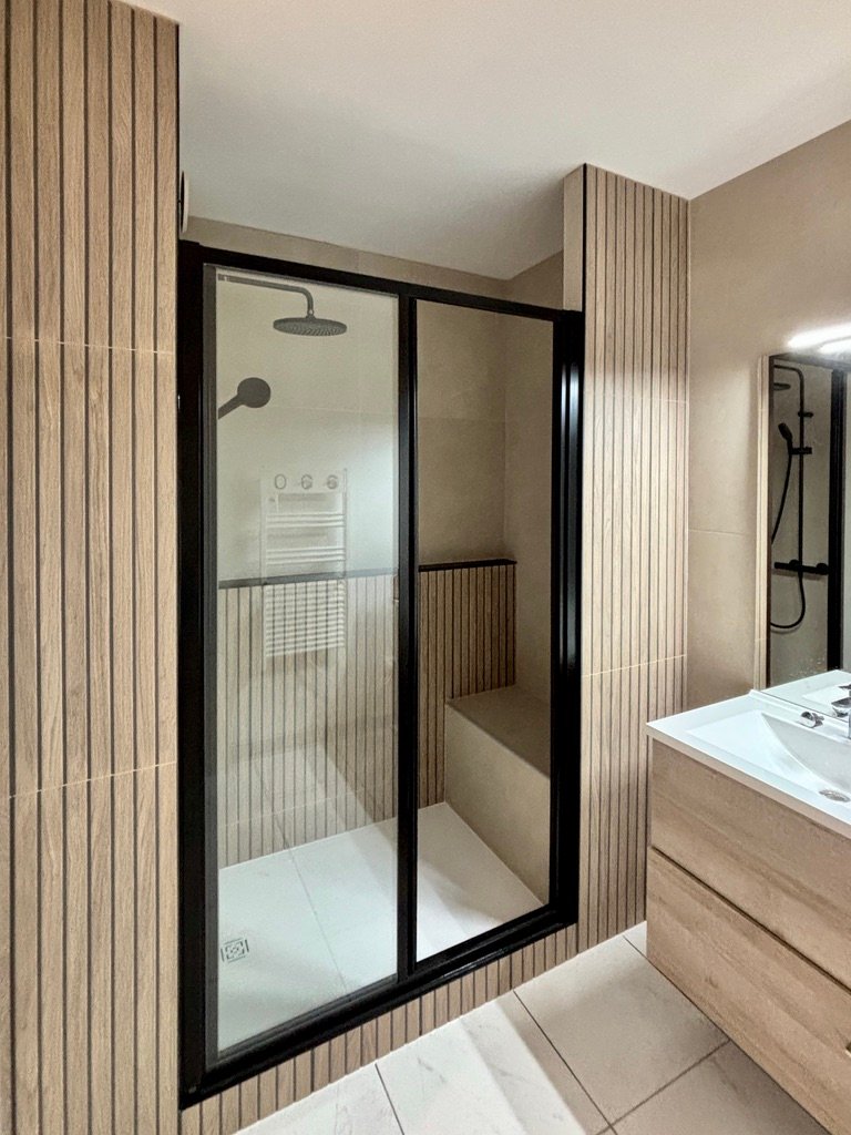 Rénovation d’un appartement neuf — salle de bain et cuisine