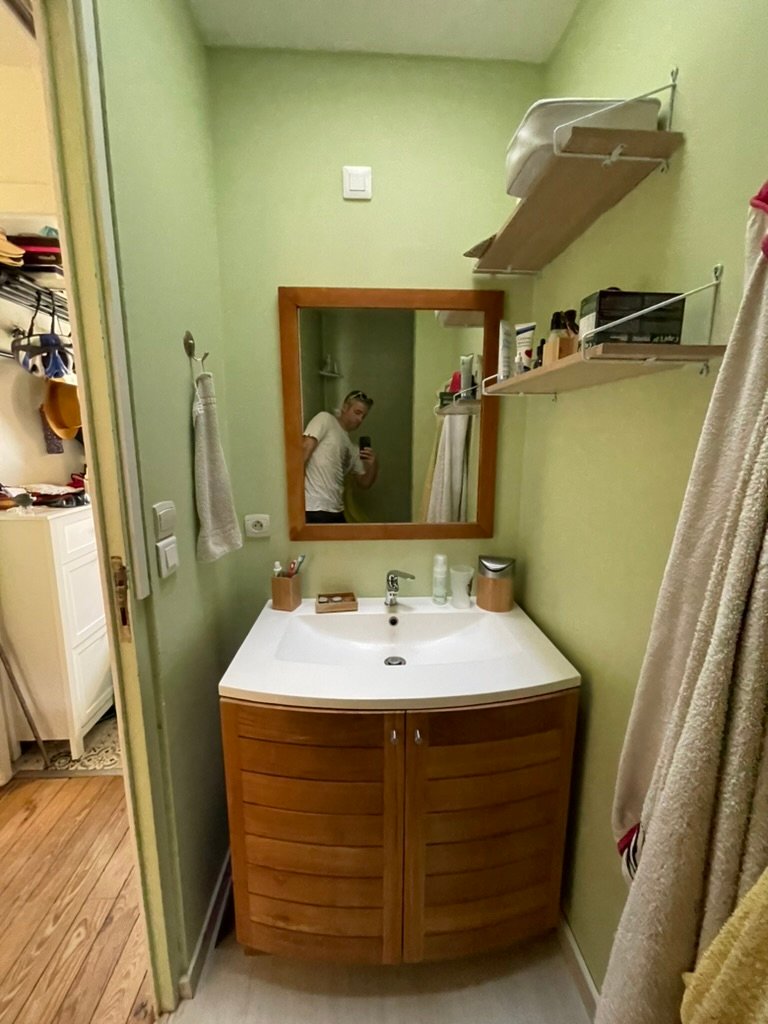 Rénovation complète — plâtrerie, cuisine et béton ciré